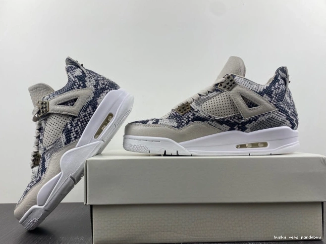 Cheap Husky 4 819139-030 Snakeskin Retro Jordan 0814